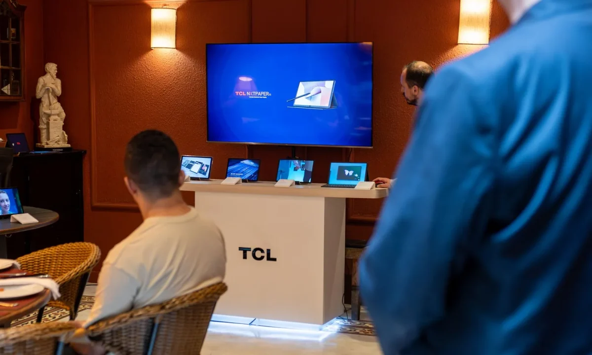 A modern showroom displaying advanced tablets, highlighting the importance of teleprompter cues in presentations